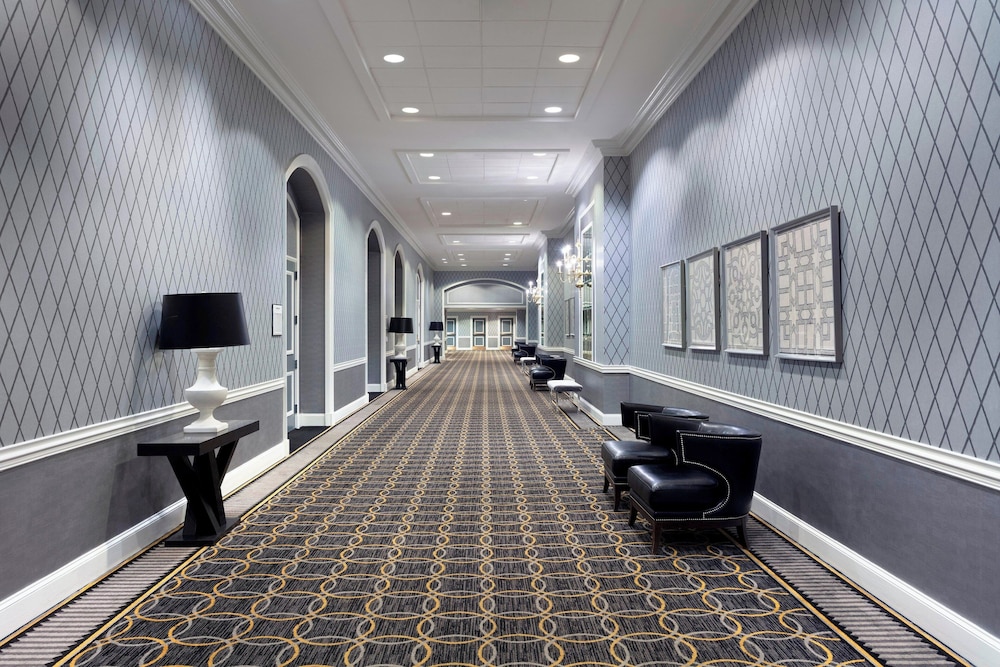 Sheraton Charlotte Hotel - photo 28