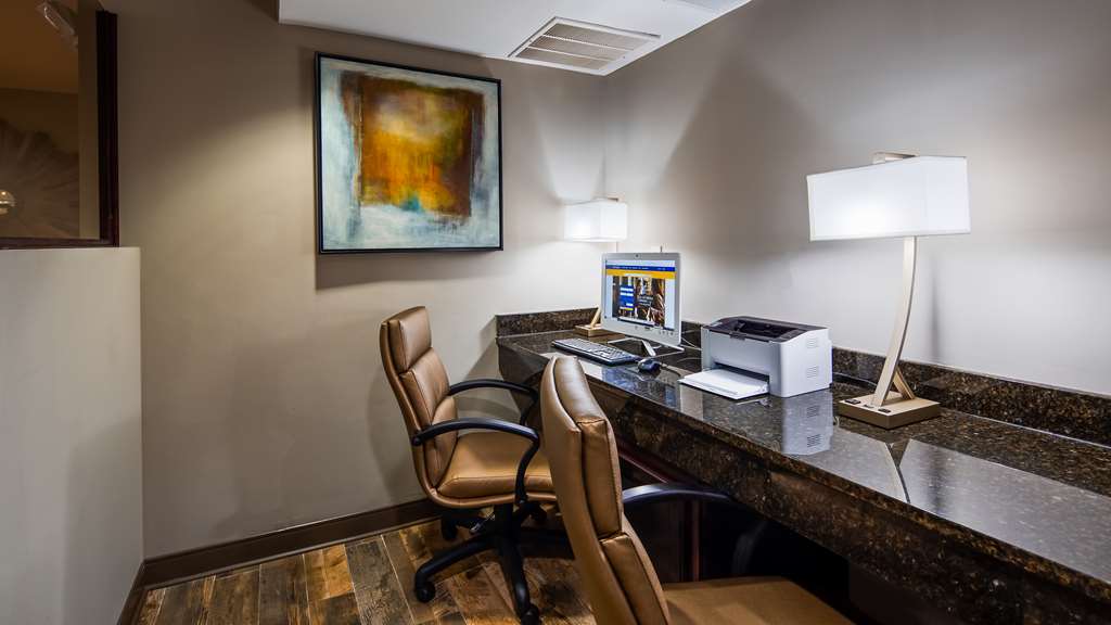 Best Western Shenandoah Inn - photo 15