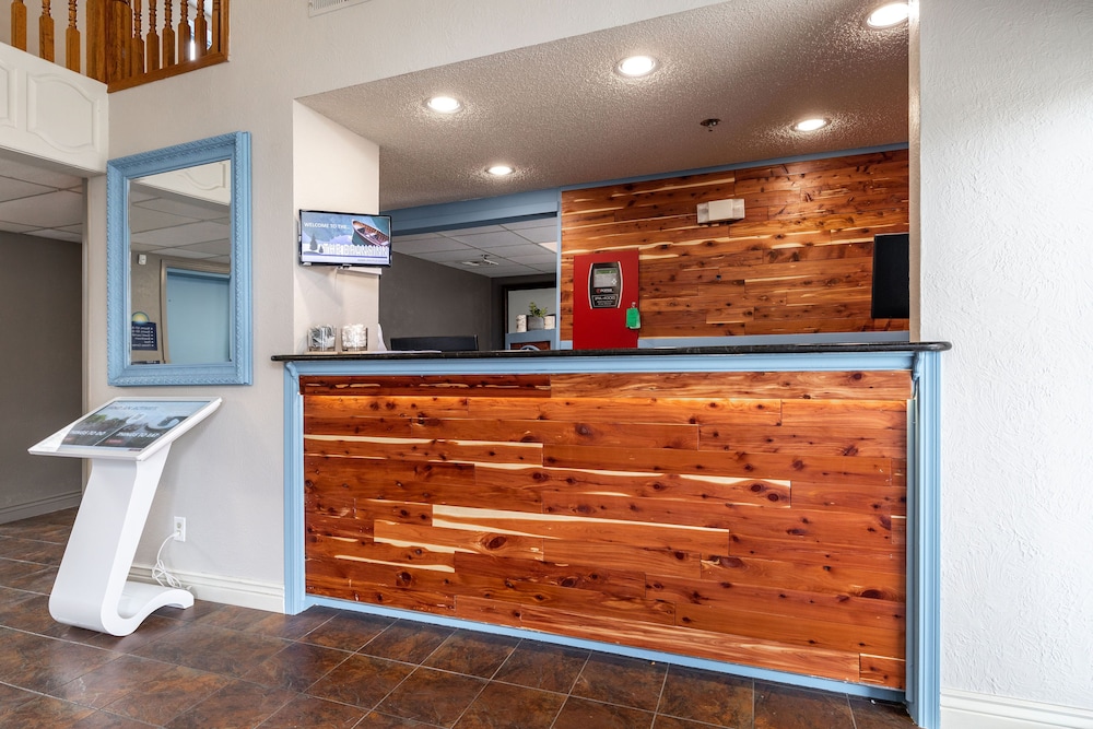 Days Inn & Suites by Wyndham Branson - photo 5