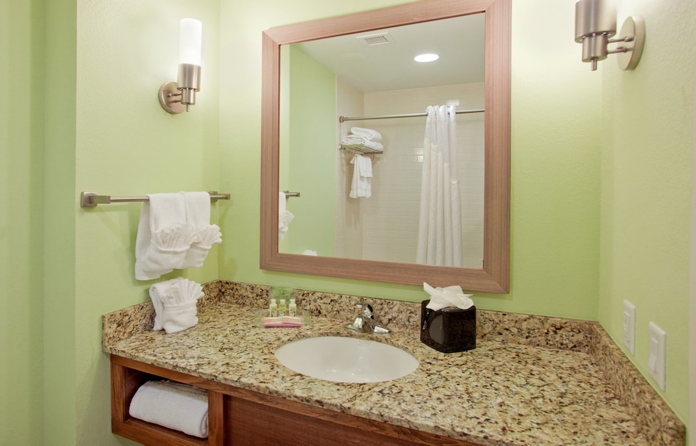 Holiday Inn Resort Pensacola Beach by IHG - photo 15