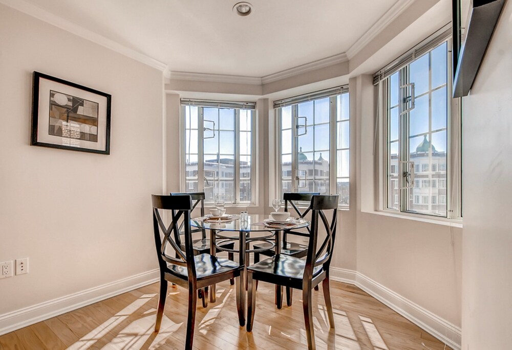 Longwood Towers Apartments - photo 7