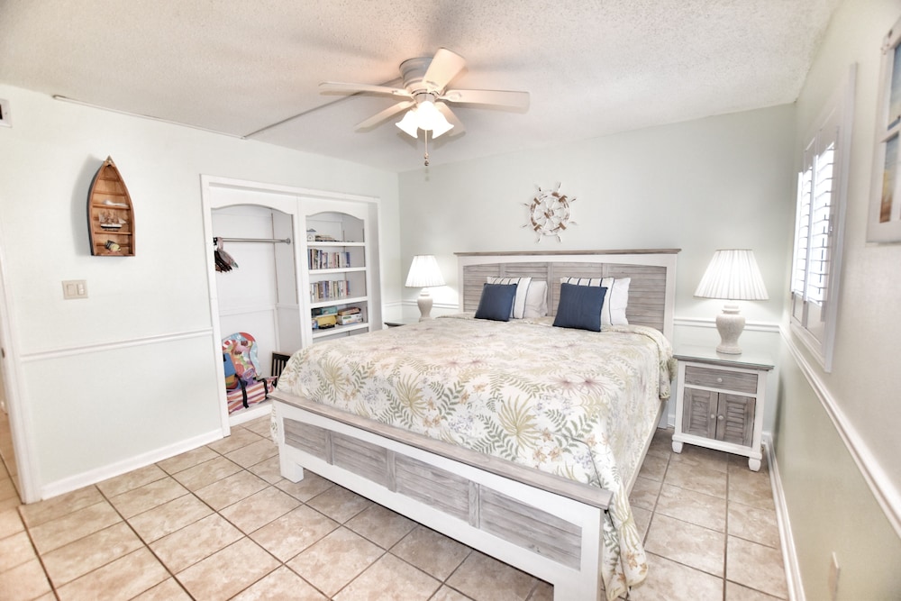 0512 Waters Edge Resort 3 Bedroom Condo by RedAwning - photo 12