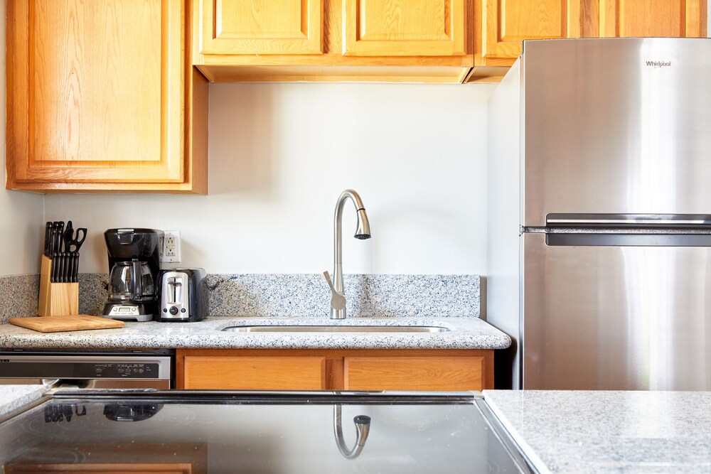 Exquisite Bywater Suites by Sonder - photo 19