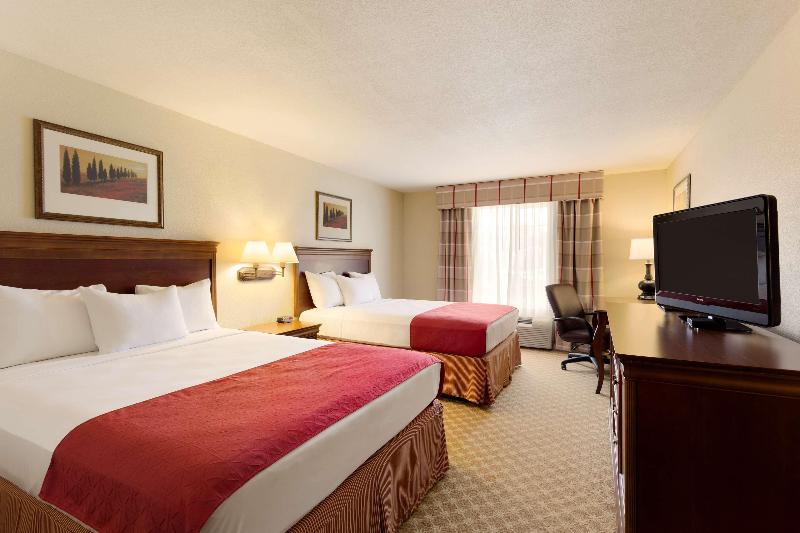 Country Inn & Suites by Radisson Nevada MO - photo 18