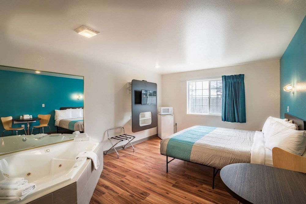 Motel 6 Rigby ID - photo 17