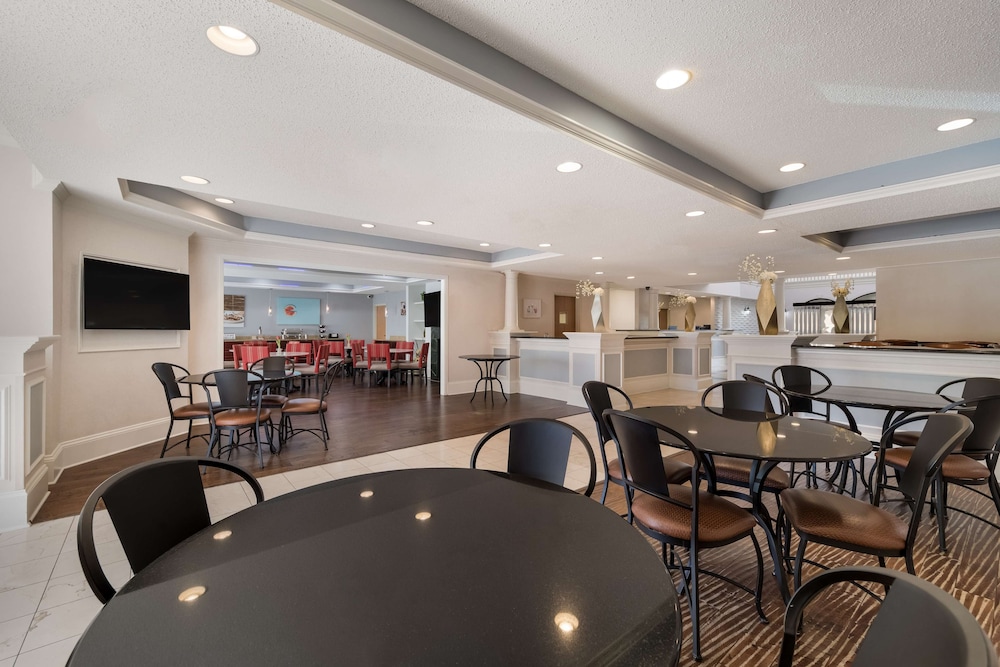 Comfort Suites Plano East Richardson - photo 58
