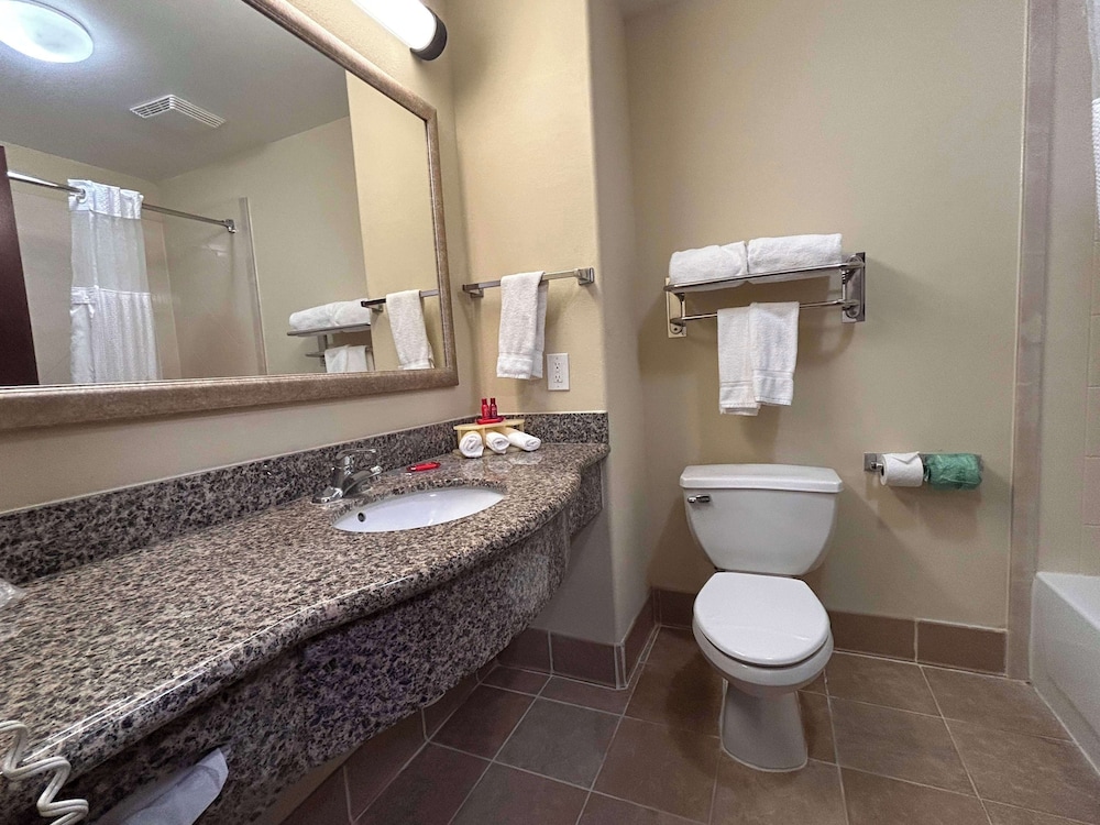 Express Inn Leesville Ft Johnson SureStay Collection by BW - photo 20