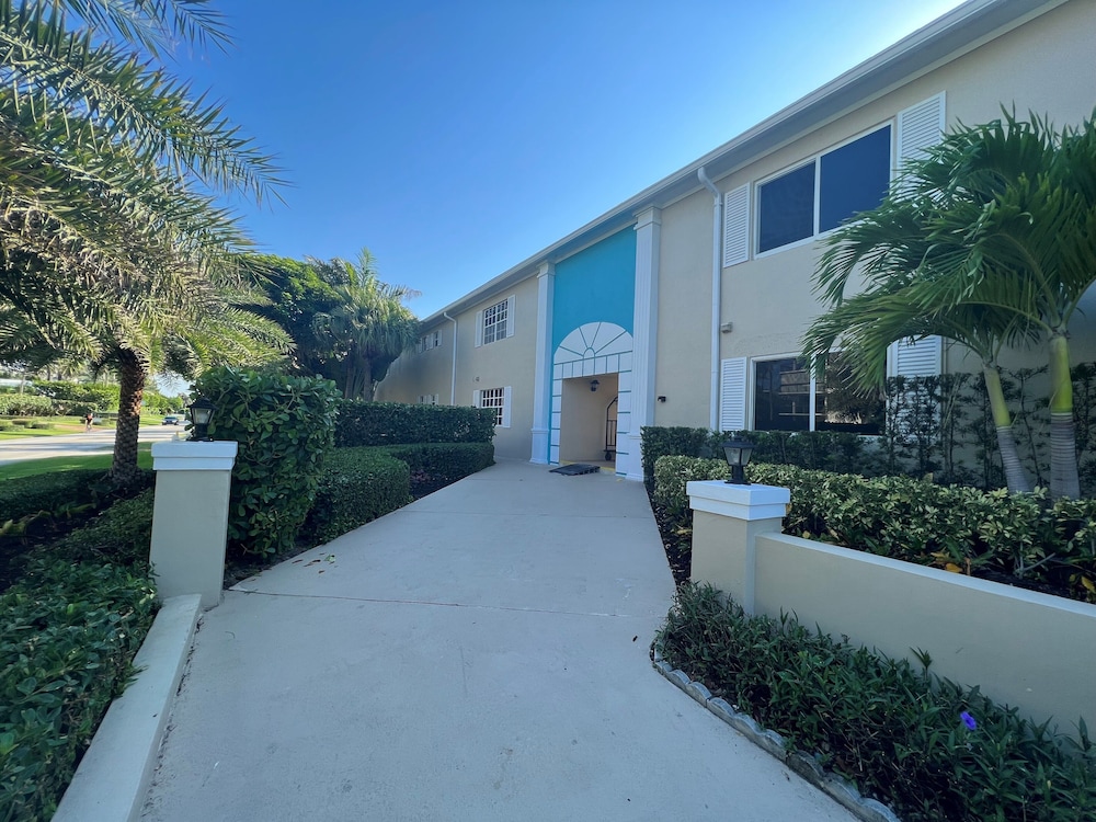 Gulfstream Manor - photo 26