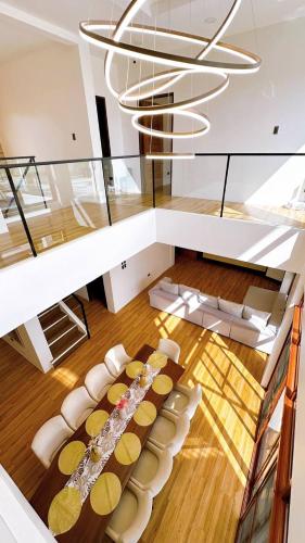 Villa Gottes Geschenk — 4-Star Luxury Hotel in Angeles City, Philippines