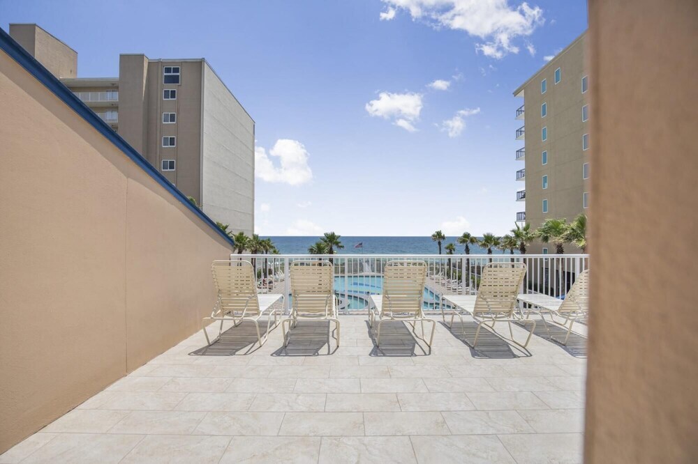Crystal Tower 1703 by Vacation Homes Collection - photo 2