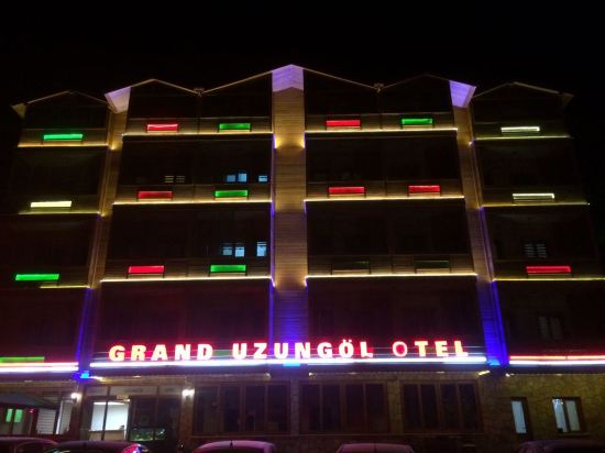 Grand Uzungol Hotel in Caykara, Turkey