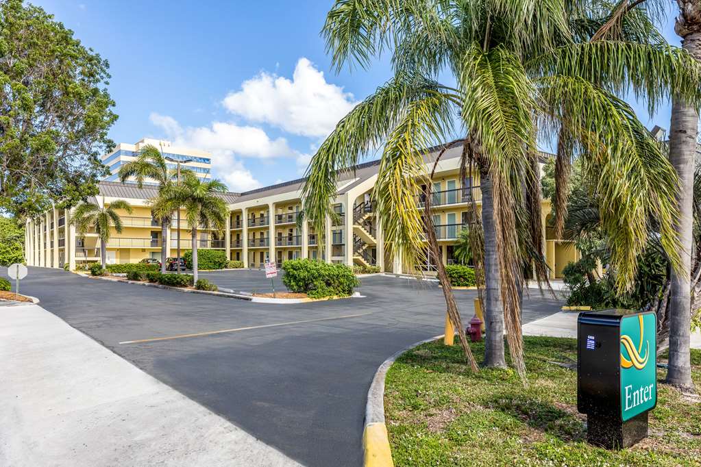 Quality Inn Palm Beach International Airport - featured photo