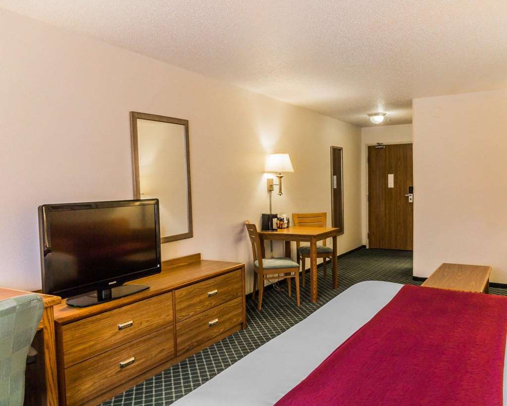 Quality Inn & Suites Golden Denver West - photo 22