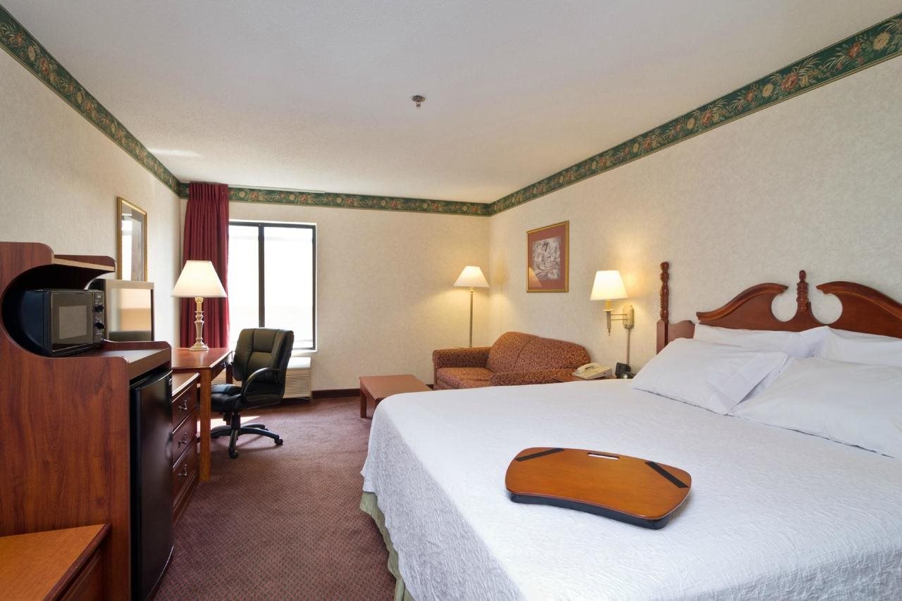 Spark by Hilton Newcomerstown - photo 8
