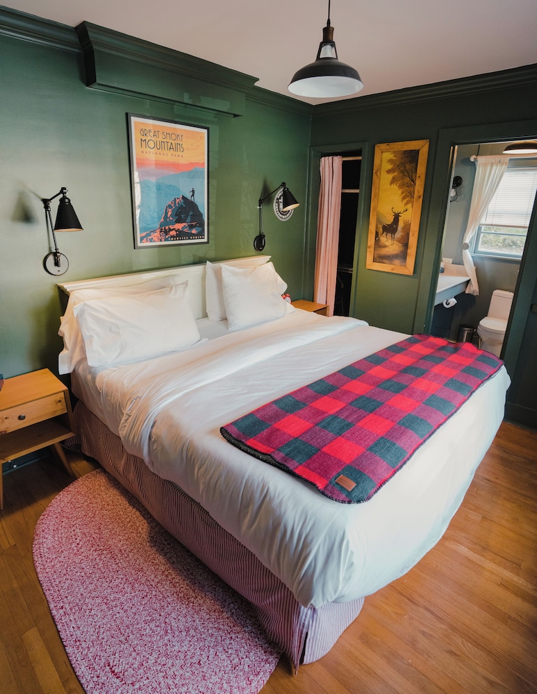 Highlander Mountain House - photo 12