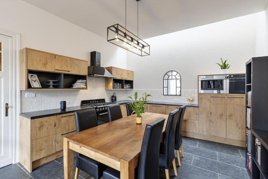 Guesthouse Gatsby — 4-Star Luxury Hotel in Ieper, Belgium