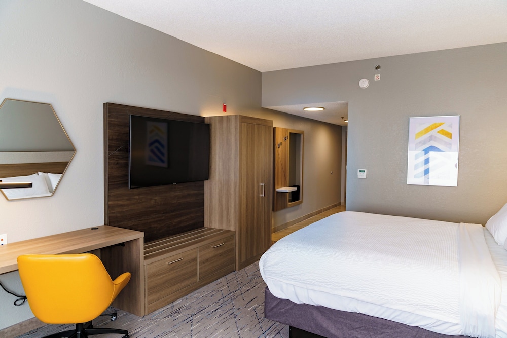 Holiday Inn Express Hotel & Suites Raleigh SW NC State by IHG - photo 32