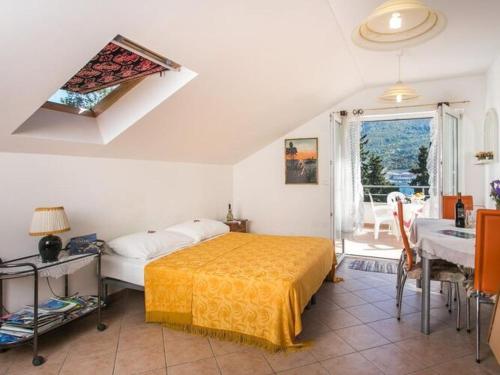 Apartments Tramonto One Bedroom Apartment with Balcony and Sea View
