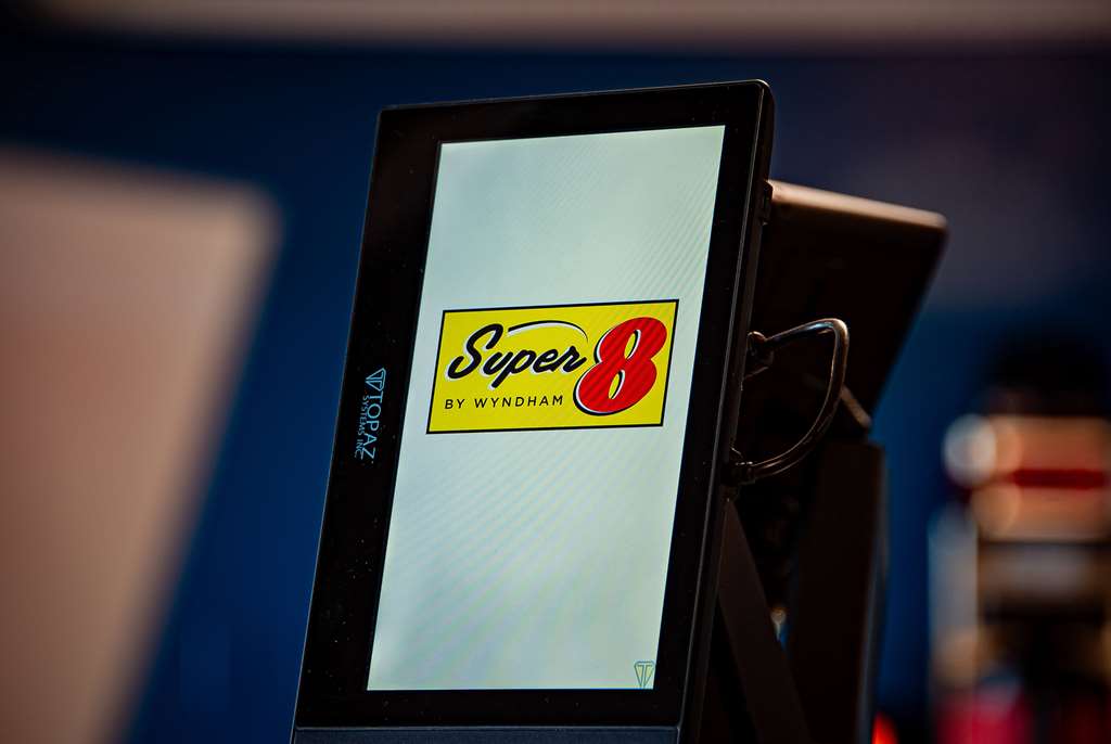 Super 8 by Wyndham Biloxi - photo 40