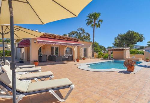 Casa Siempre Domingo — 4-Star Luxury Hotel in Moraira, Spain