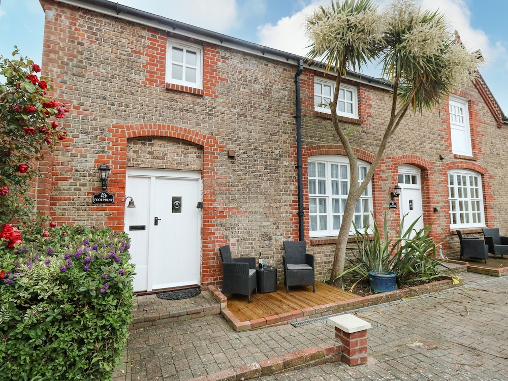 Footprint - carbon neutral hotel in Weymouth