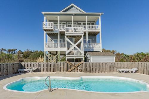 Kiki Hut by Oak Island Accommodations - photo 33