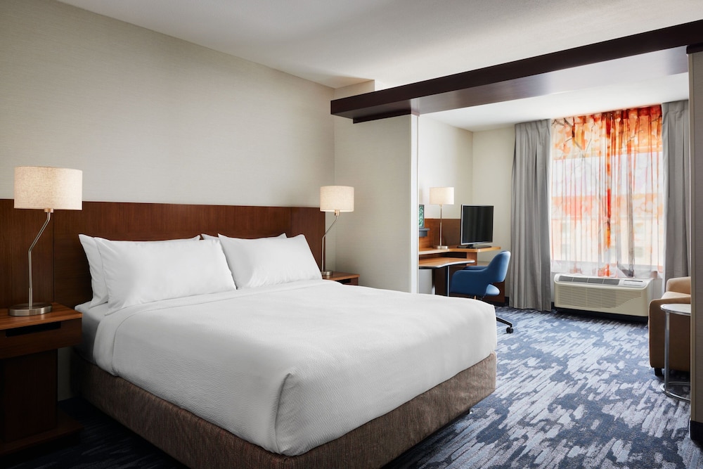 Fairfield Inn & Suites El Paso Airport - photo 8