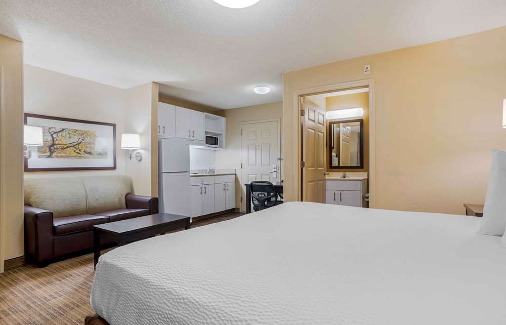 Extended Stay America Select Suites Destin US 98 Emerald Coast Pkwy. - photo 18