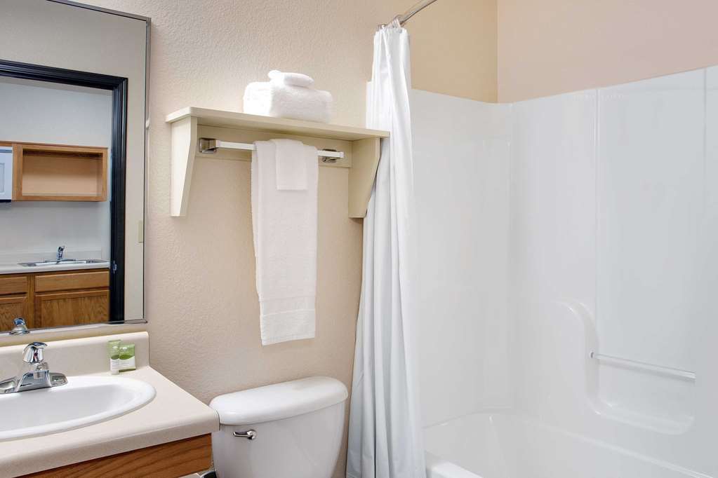WoodSpring Suites Asheville Biltmore West - photo 13