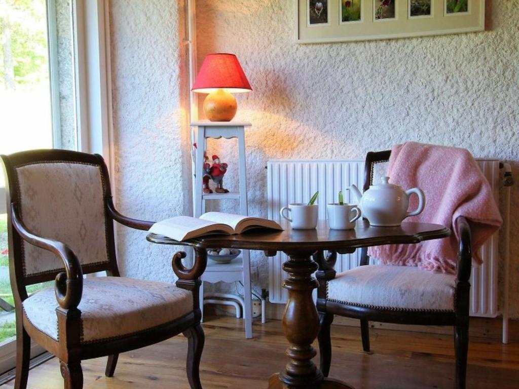 Gîte Nature au Chambon sur Lignon: Terrasse Wifi Proche Activités et Commerces FR 1 582 137 — hotel in Le Chambon-Sur-Lignon