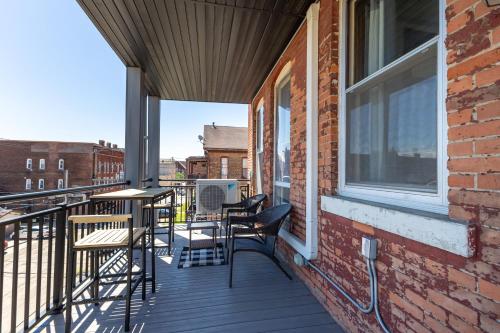 Masterpiece on Main 2 — 4-Star Luxury Hotel in Dubuque, United States
