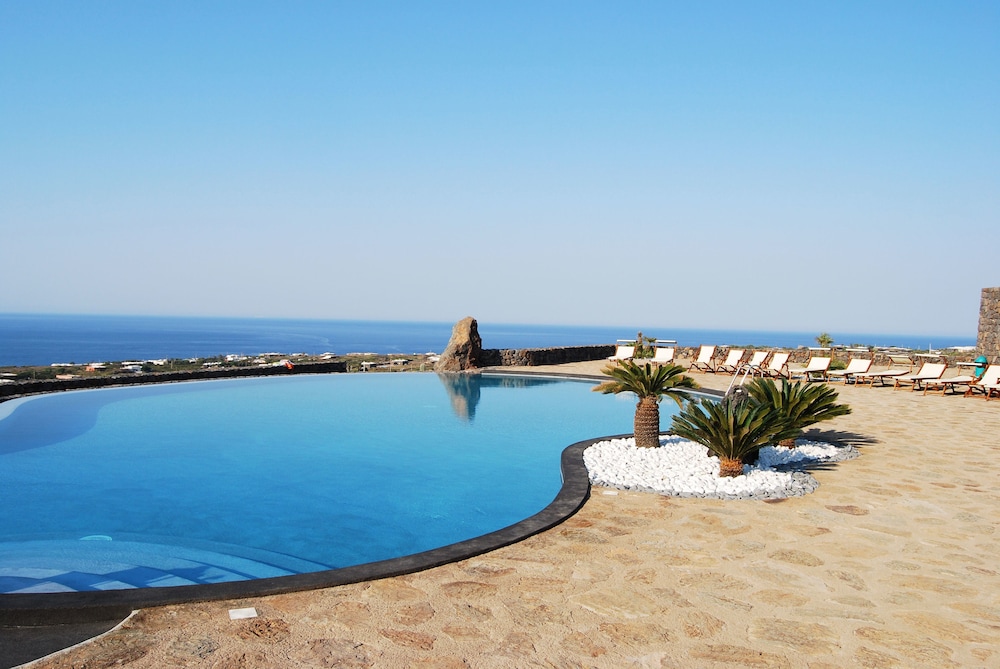 Dammusi Sotto le Stelle — 4-Star Luxury Hotel in Pantelleria, Italy