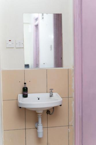 South B Nest Suites