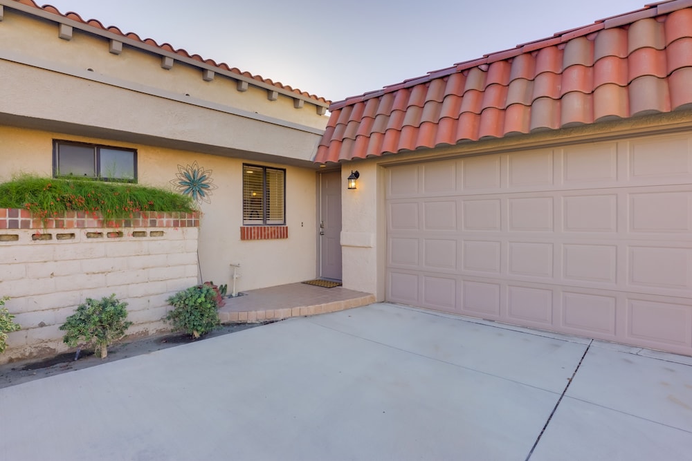 Resort style Palm Desert Rental: Pickleball Courts - photo 35
