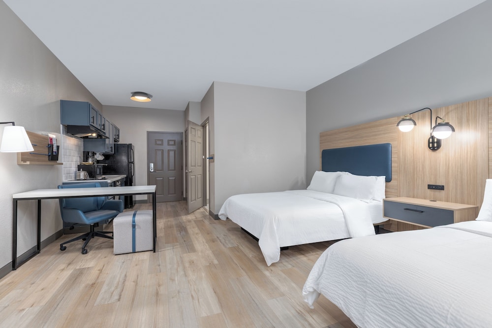 Candlewood Suites Houston by IHG - photo 20