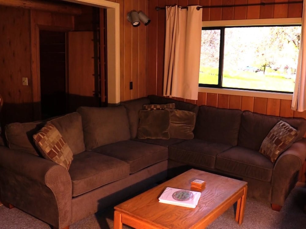 The Wayfarer Resort - photo 44