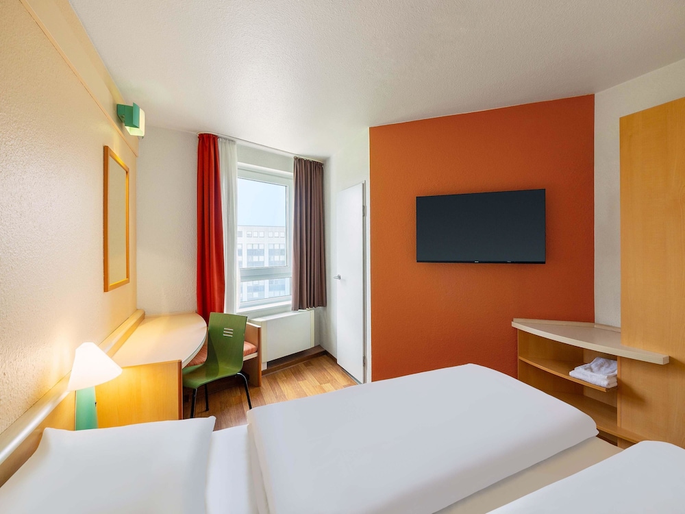 B&B Hotel Bochum Hbf Süd — Bochum — photo 3