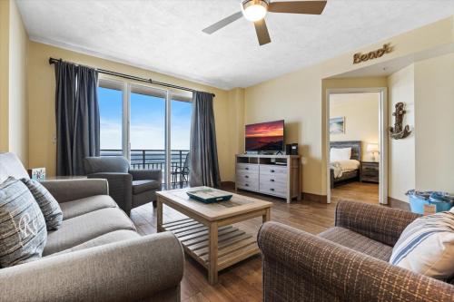 Newly Renovated Paradise 8th Floor 2BR with Private Oceanfront Balcony at Ocean Walk Resort in Daytona Beach, United States
