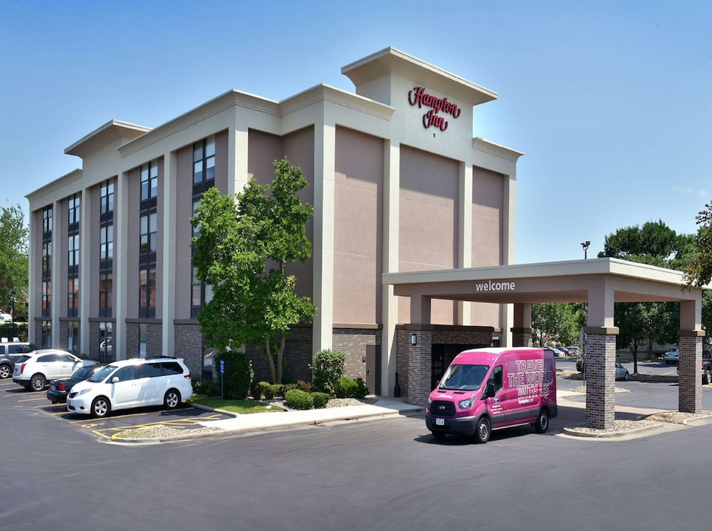 Hampton Inn Des Moines Airport in Des Moines, United States
