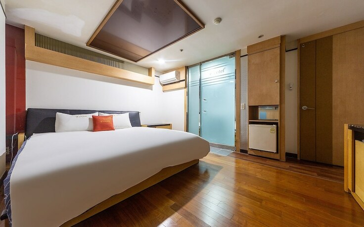 Changwon Jinhae Yongwon Freetel in Changwon, South Korea