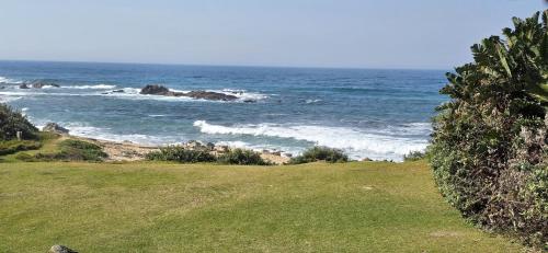 Calamari 9 6 Sleeper 30 Steps From The Beach — 4-Star Luxury Hotel in Margate, South Africa