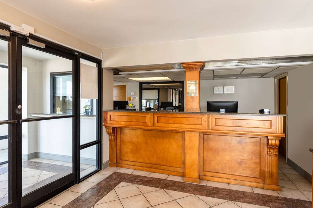 Days Inn by Wyndham Mooresville Lake Norman - photo 8