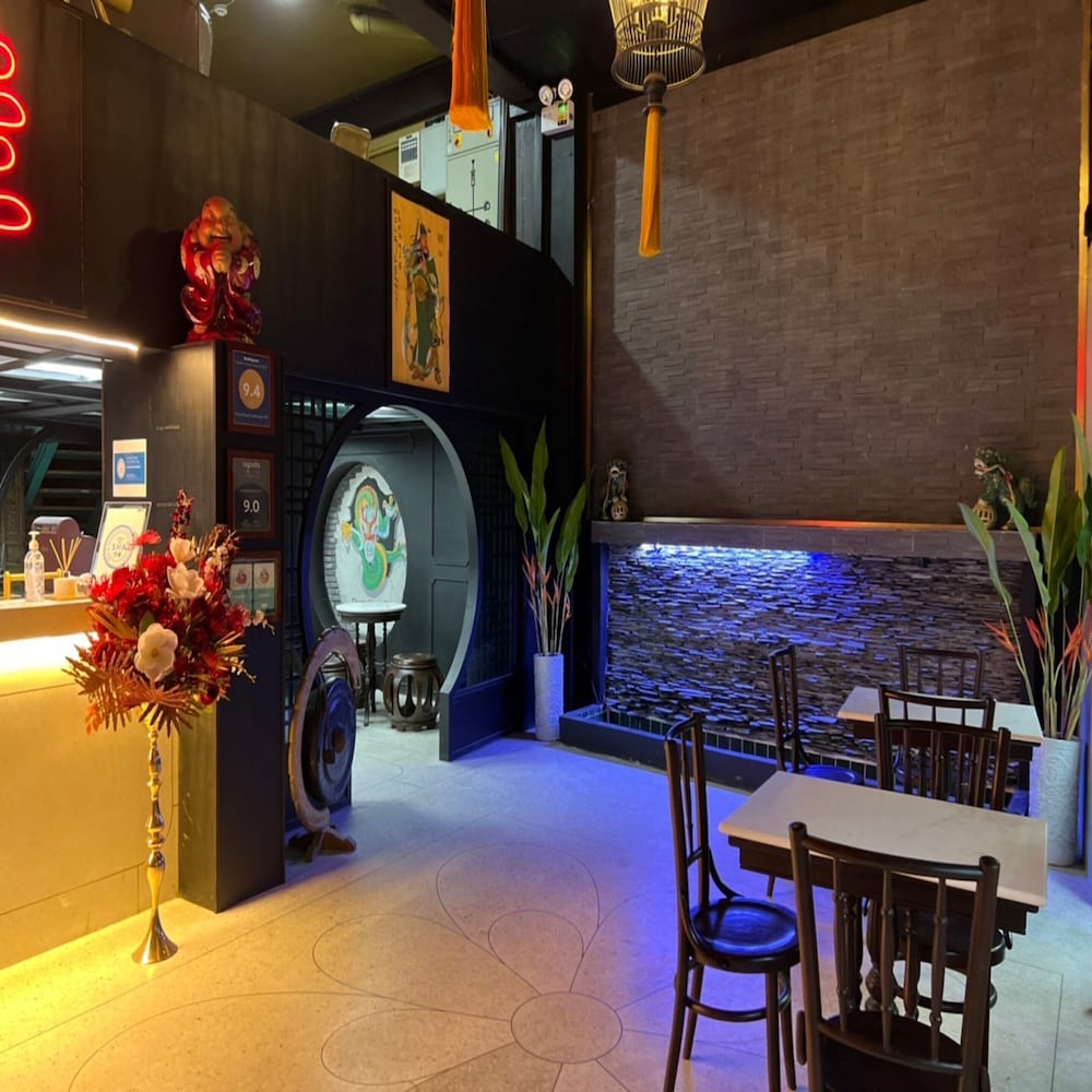 2499 Heritage Hotel Chinatown by Roomquest in Bangkok, Thailand