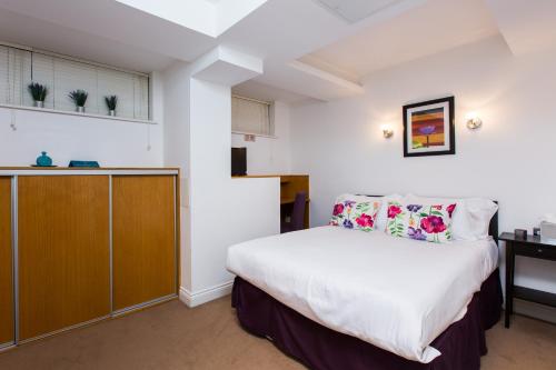 Pods at Nell Gwynn — 4-Star Luxury Hotel in London, United Kingdom