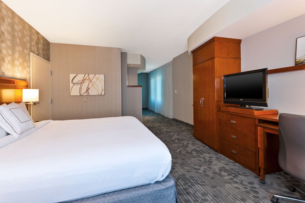 Courtyard by Marriott Omaha La Vista - photo 8