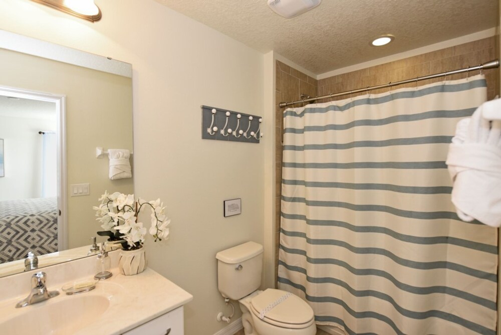 Watersong Resort Seven bedroom - photo 19