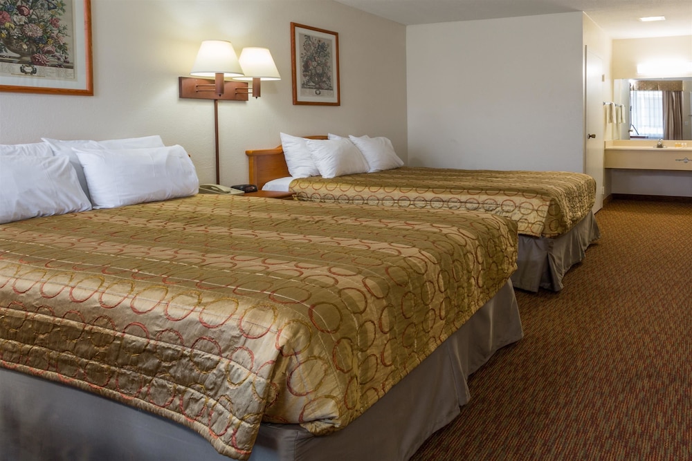 Motel 6 San Diego CA Southbay - photo 7
