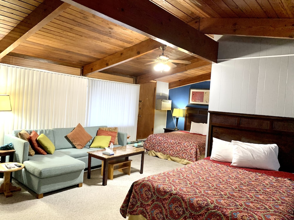 Crossroads Motel - photo 5
