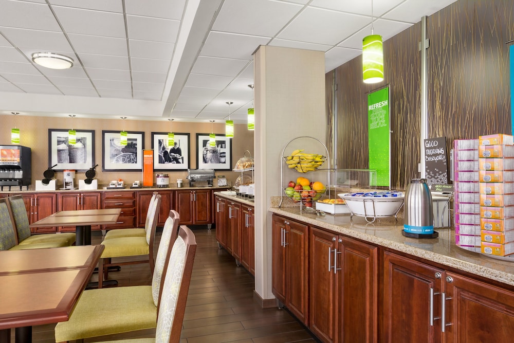 Hampton Inn Philadelphia Mt. Laurel - photo 23