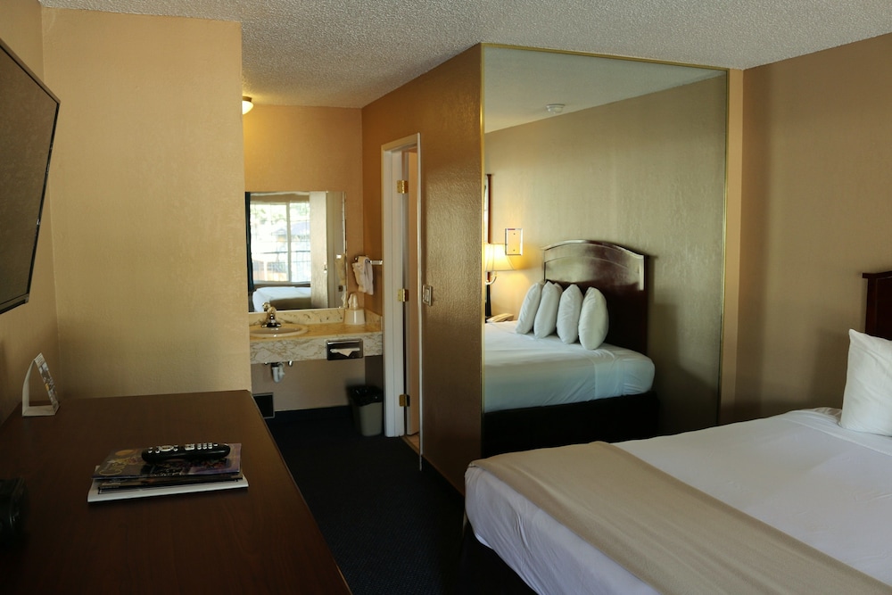 Bluelake Inn at Tahoe - photo 9